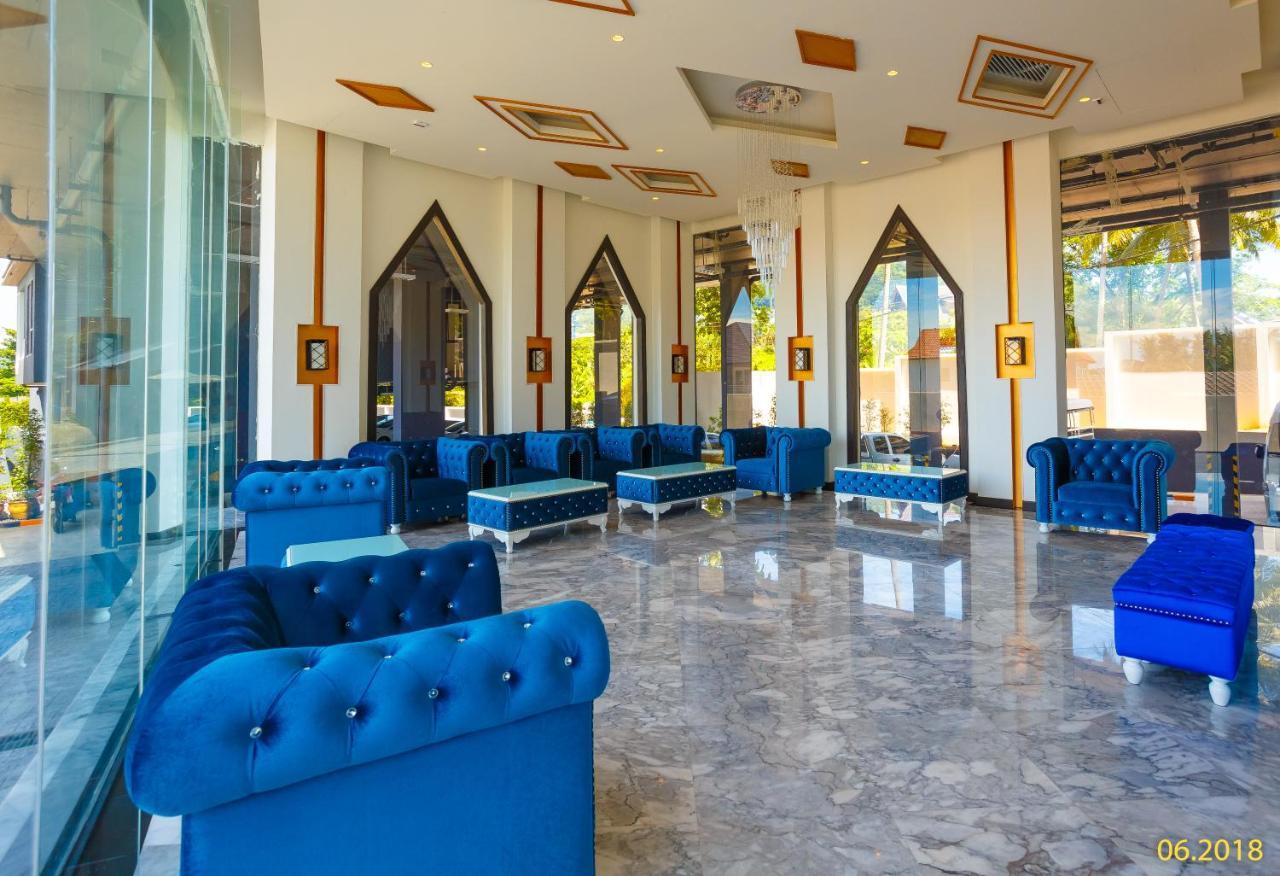 The Aristo Beach By Holy Cow 212 Phuket Esterno foto