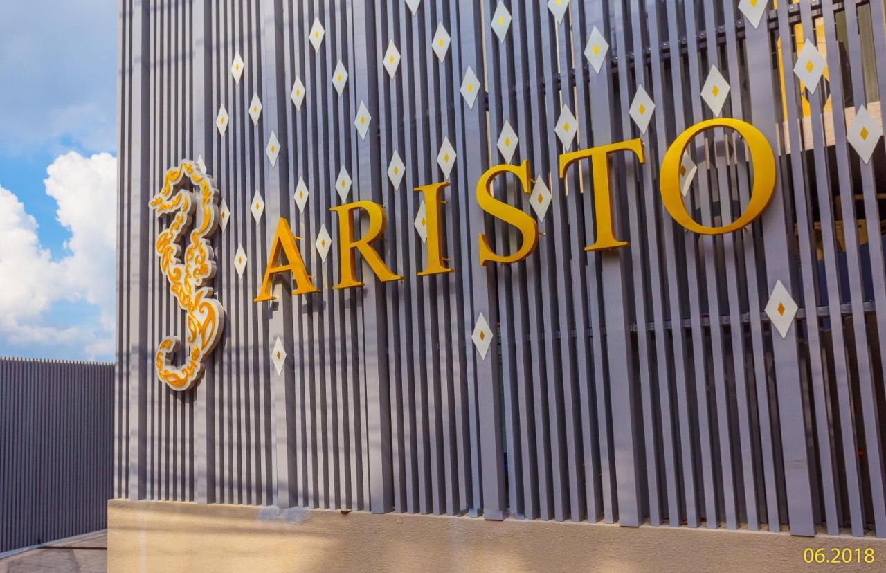 The Aristo Beach By Holy Cow 212 Phuket Esterno foto