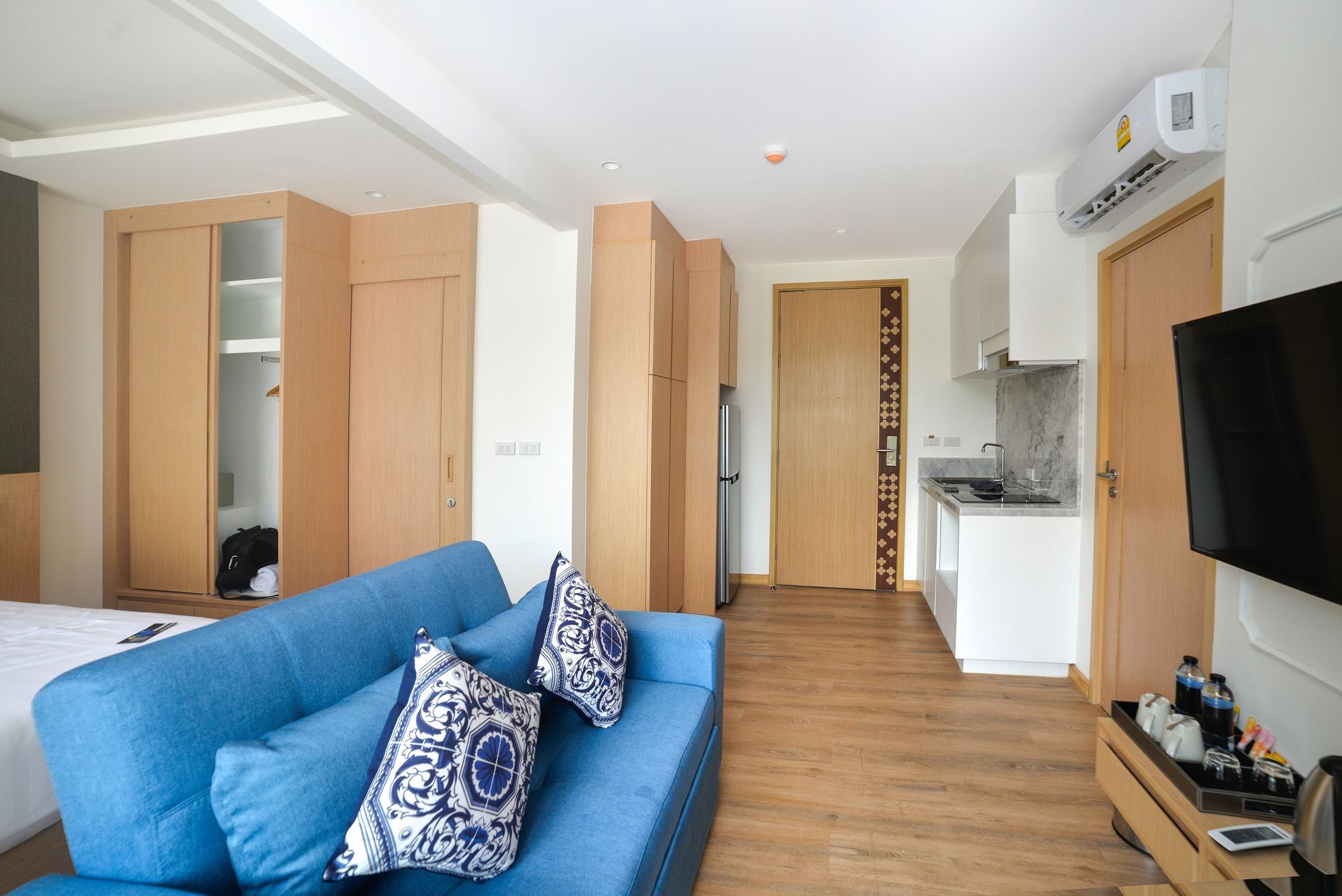 The Aristo Beach By Holy Cow 212 Phuket Esterno foto